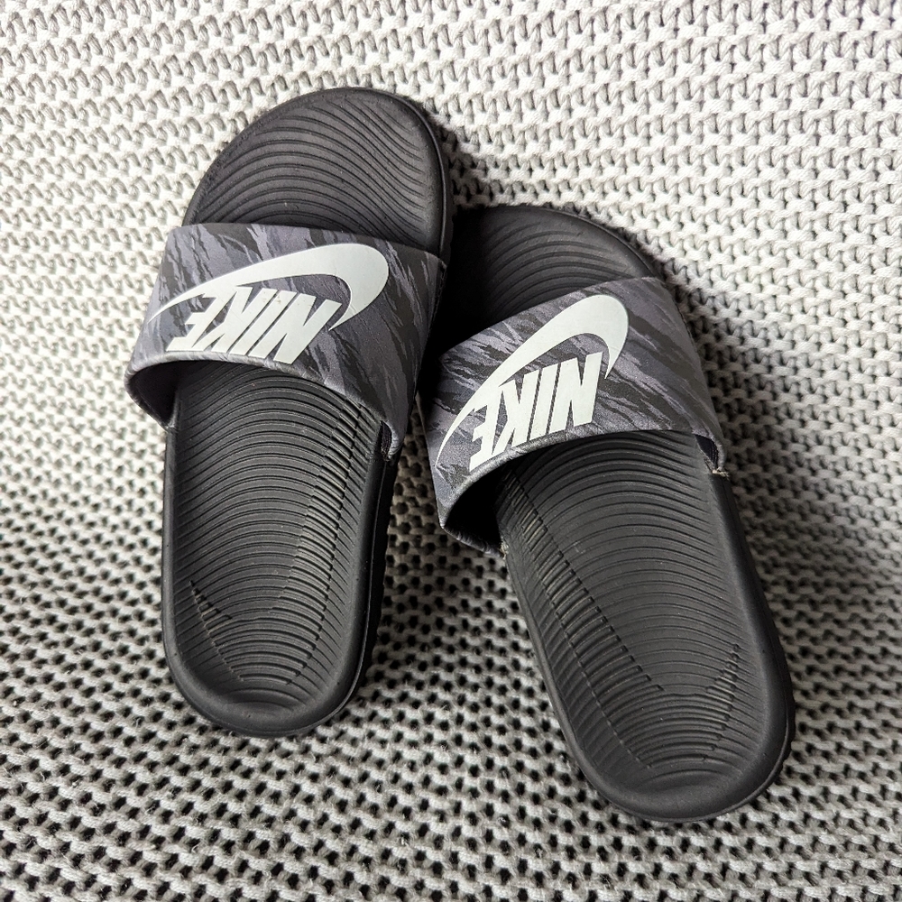Nike Kawa Slide Boys' Sandal